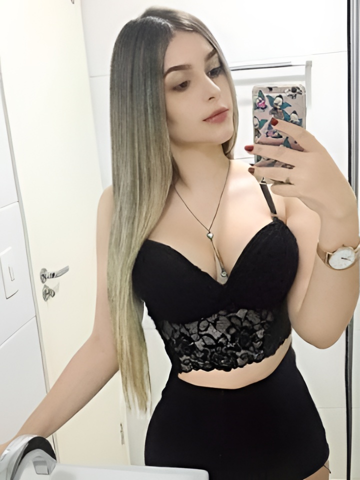 Зина привлекальеная девушка из Анадыря цена от 2500 руб