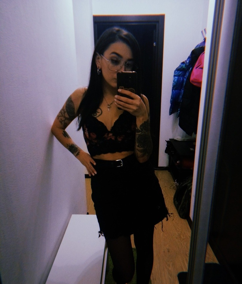 Инна привлекальеная девушка из Анадыря цена от 3500 руб