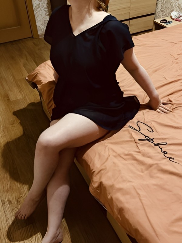 Лючия привлекательная девушка из Анадыря цена от 3000 руб