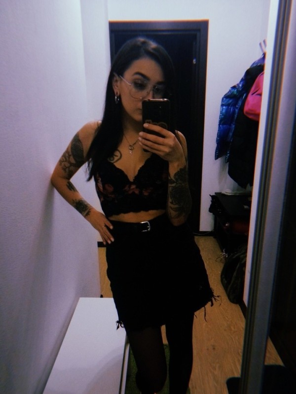 Инна привлекательная девушка из Анадыря цена от 3500 руб