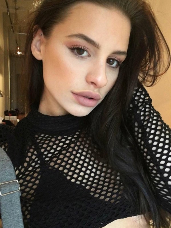 Надежда привлекательная девушка из Анадыря цена от 3000 руб