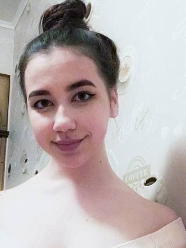 Ульяна привлекательная девушка из Анадыря цена от 3000 руб