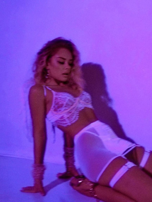 Лиля привлекательная девушка из Анадыря цена от 4000 руб